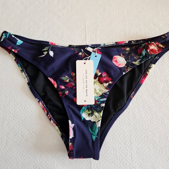 Floral bikini - Picture 3 of 4